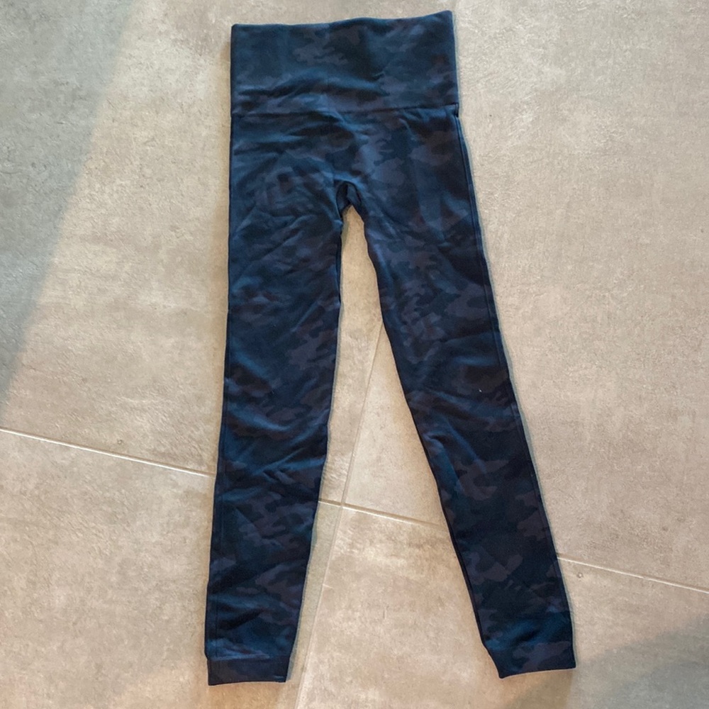 Spanx 7/8 leggings camo